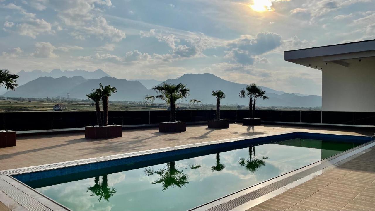 Deluxe Resort And Spa Koplik Kültér fotó