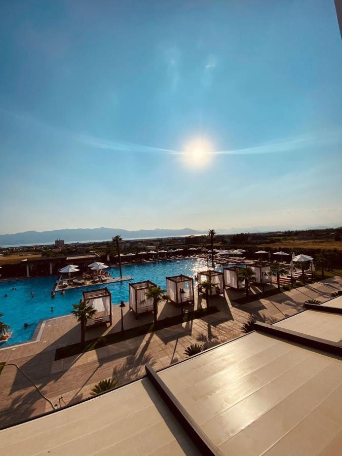 Deluxe Resort And Spa Koplik Kültér fotó
