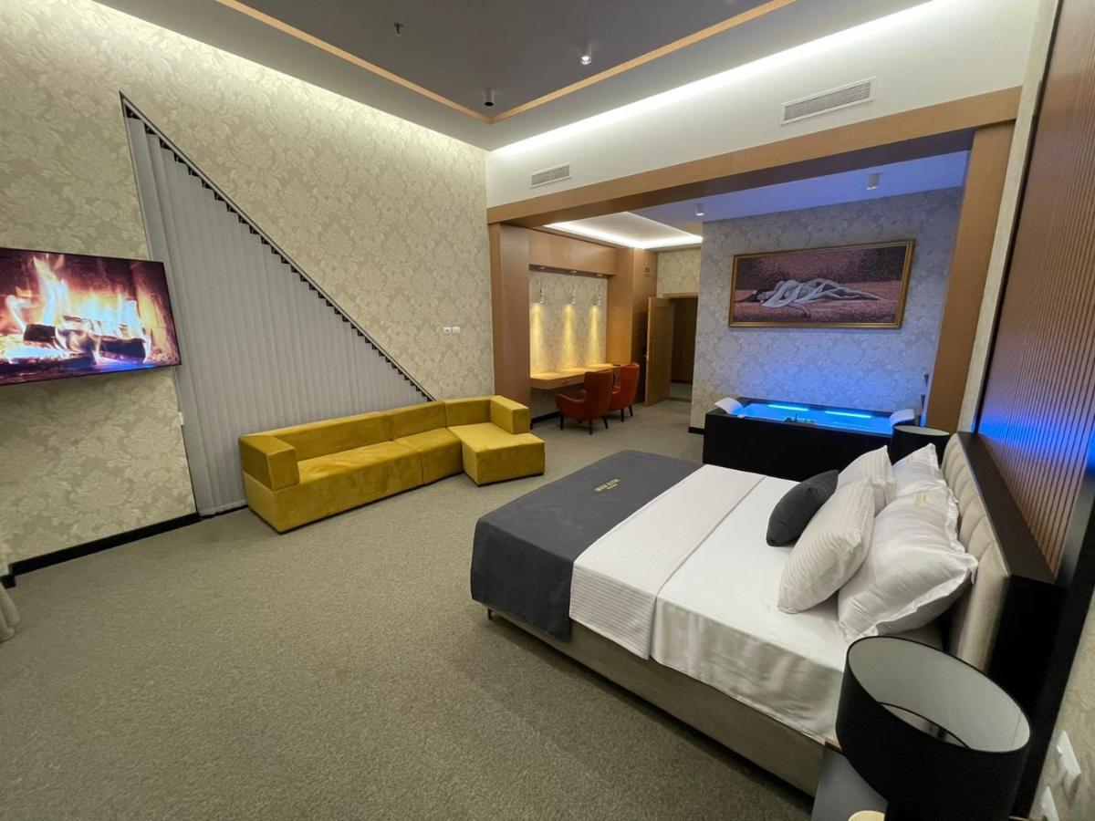 Deluxe Resort And Spa Koplik Kültér fotó