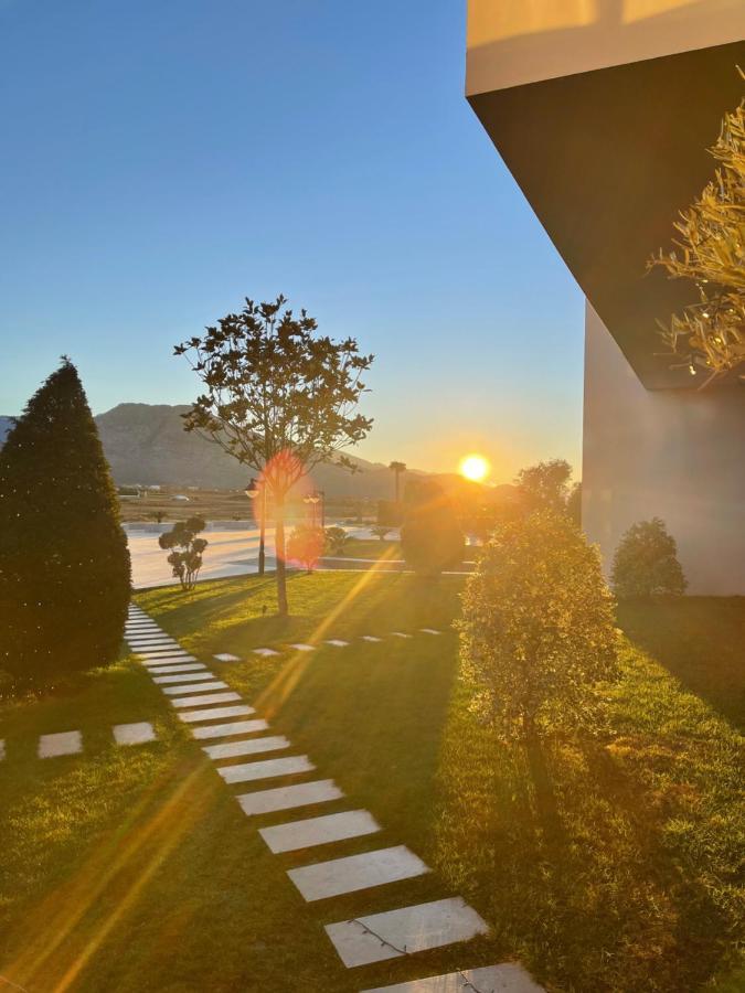 Deluxe Resort And Spa Koplik Kültér fotó