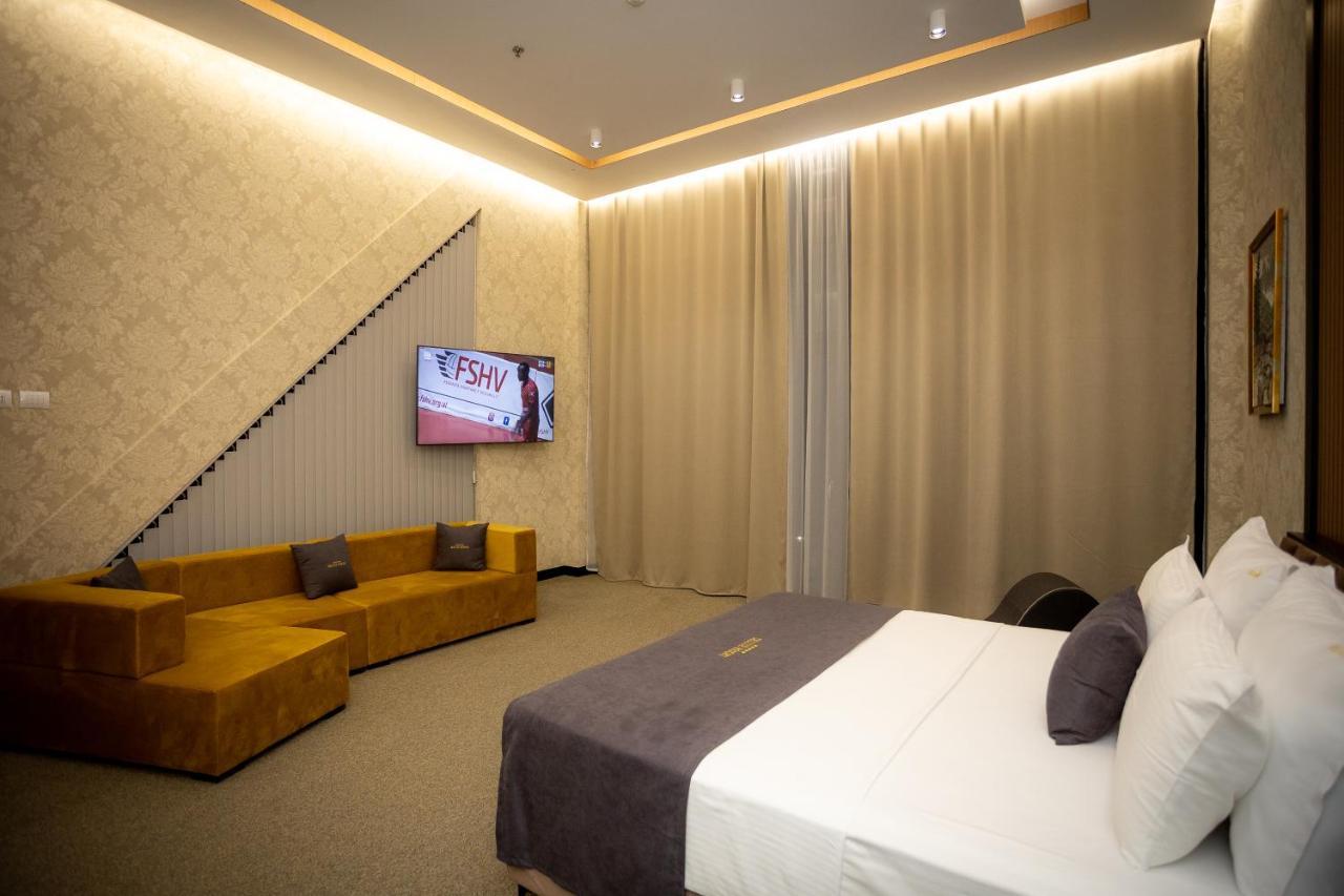 Deluxe Resort And Spa Koplik Kültér fotó