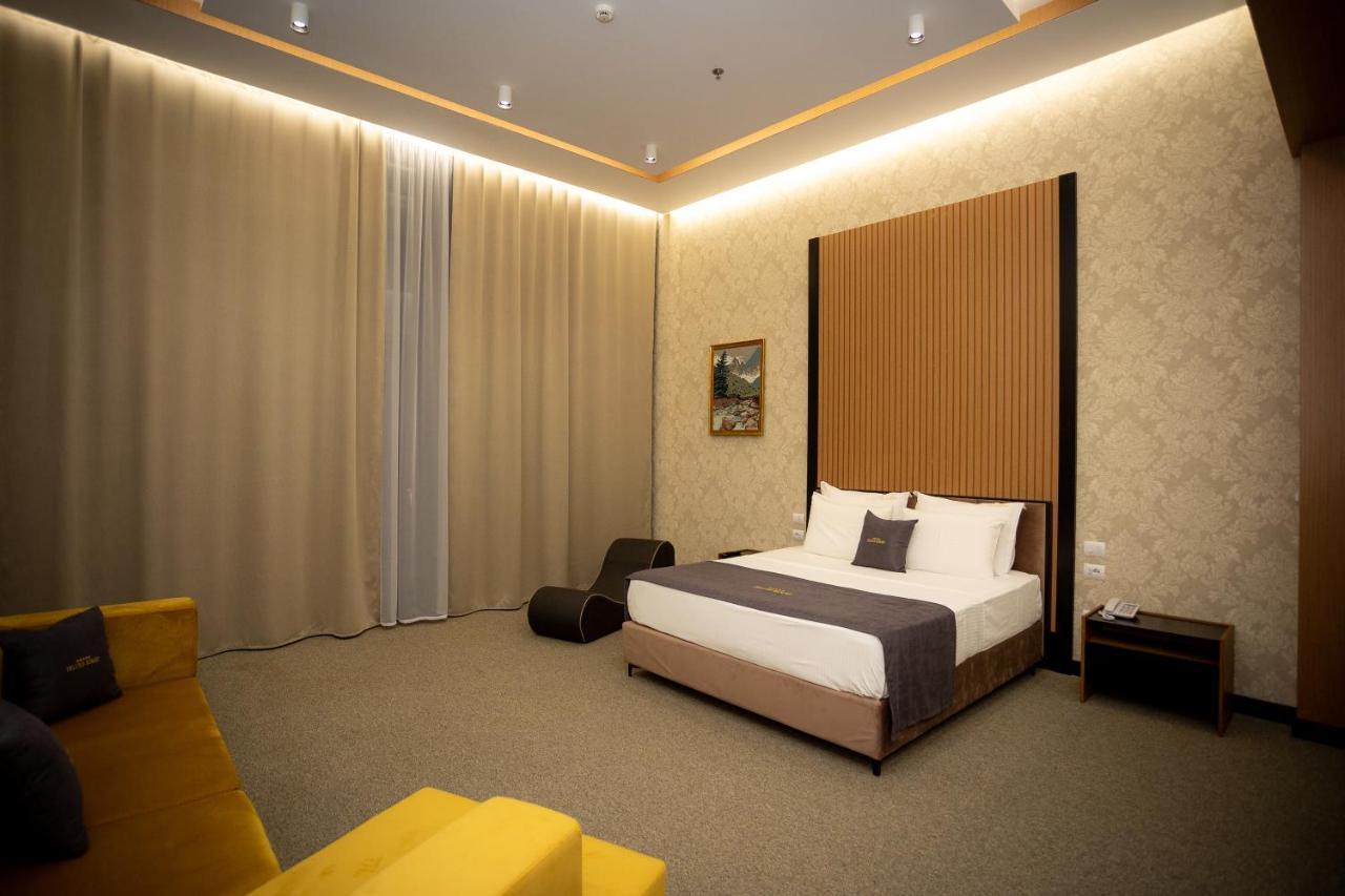 Deluxe Resort And Spa Koplik Kültér fotó